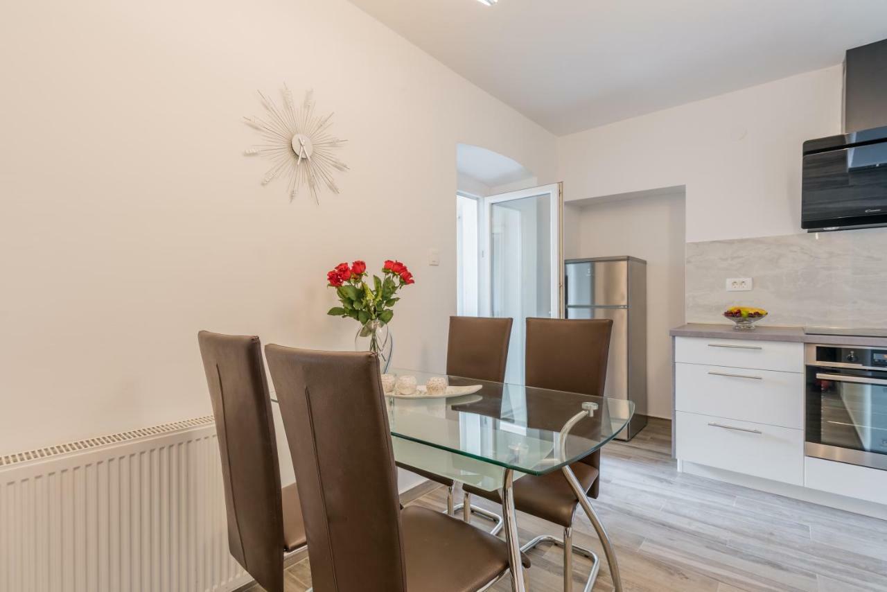 Apartments Vila Dk Малинська Екстер'єр фото